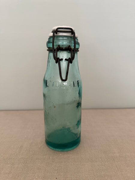 L'Ideale Bottle With Ceramic Top